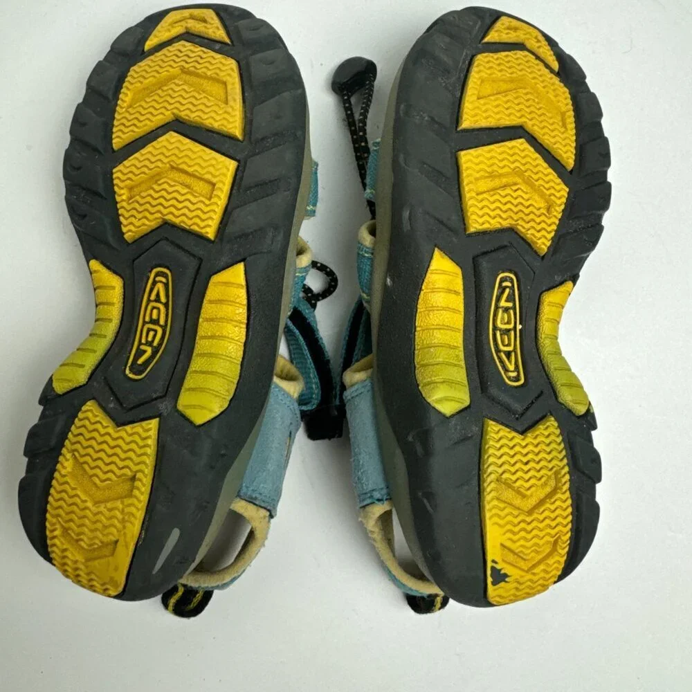 Keen Sandals Hiking  Waterproof Size 12